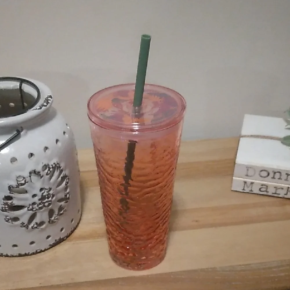 Starbucks 18 oz. Rippled Glass Venti Cold Cup Tumbler